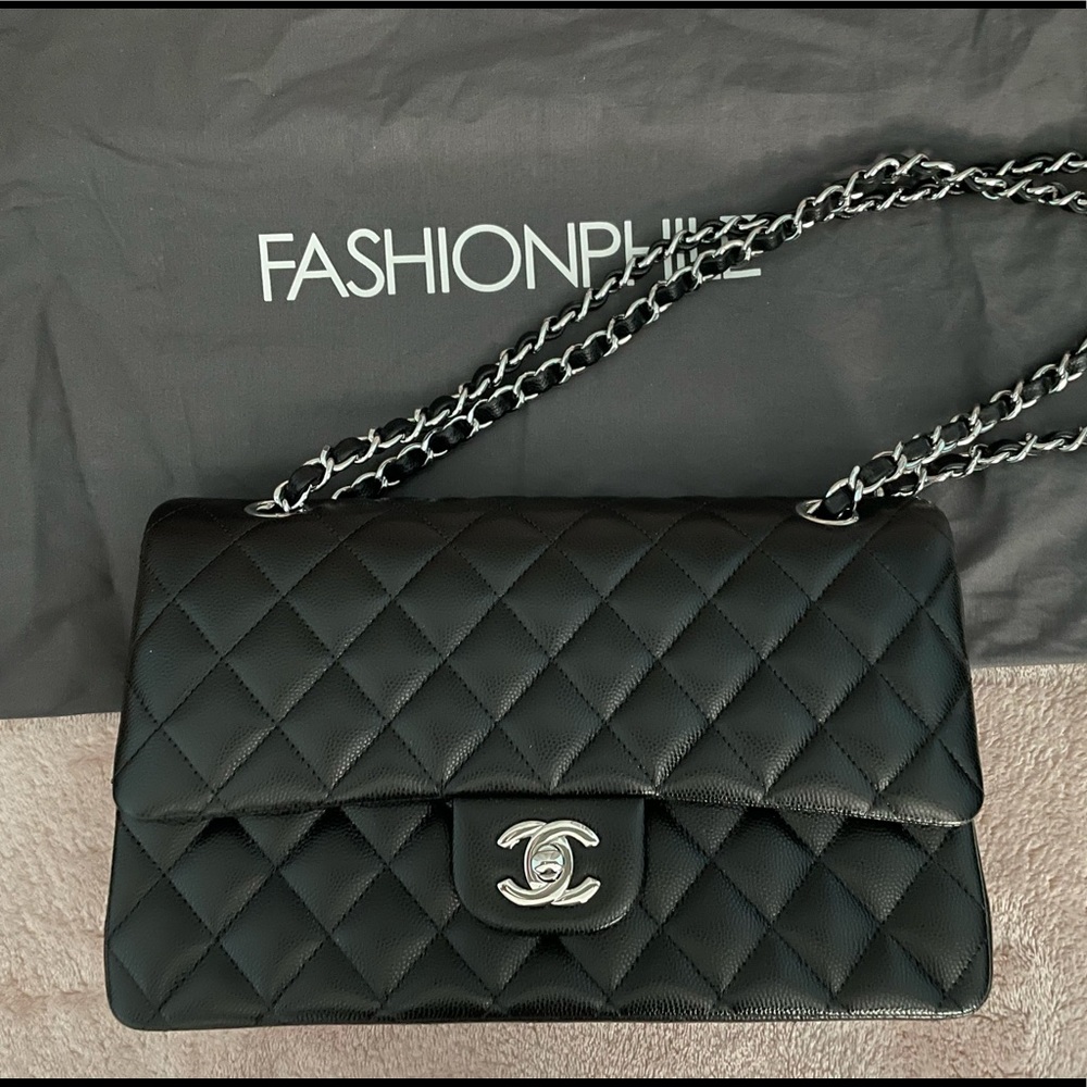 Medium Classic Bag